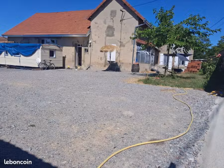 grande maison à rénover a 5 min du centre de saint pourcain sur sioule