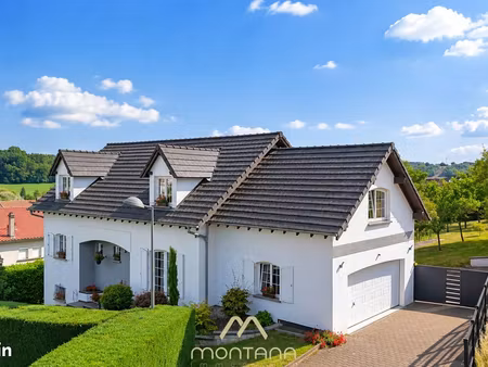 propriété 6 pièces 200 m²
