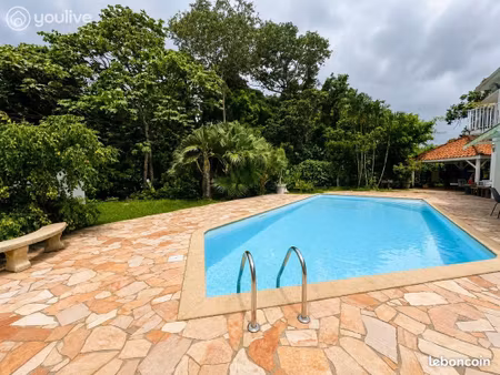 villa 8 pièces 283 m²