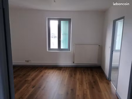 t1 bis 40 m2 les alexis 440 euros (+25 euros charges)