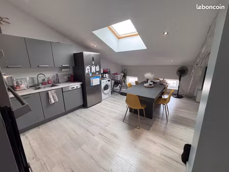 lumineux appartement t4 refait à neuf à pont-saint-vincent