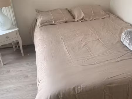 bel appartement a louer. meuble