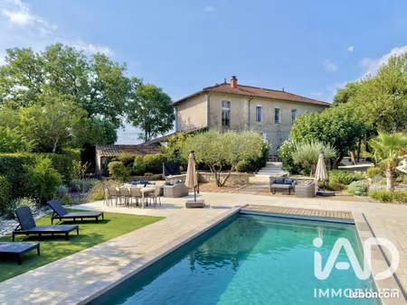maison 10 pièces 307 m²