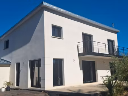 maison d'architecte 7 pièces 175m2