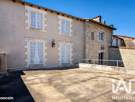 immeuble 461 m² ruffec