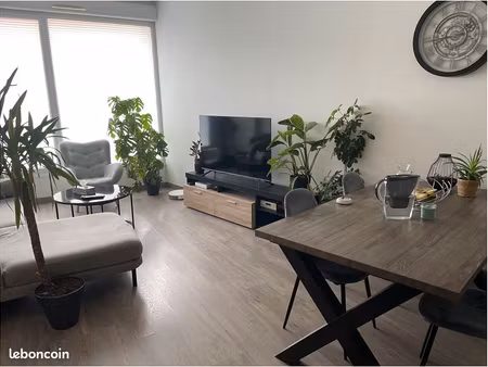 appartement 3 pièces 64 m²