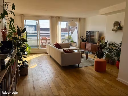 location appartement avec terrasses solférino