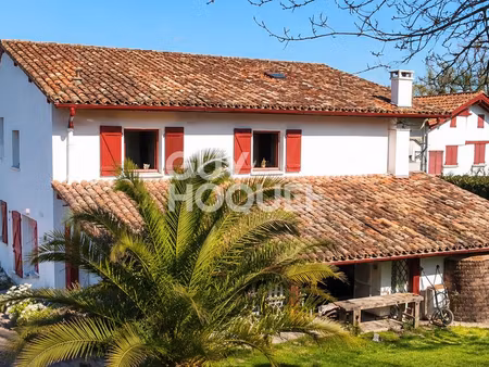 ferme 8 pièces 221 m²