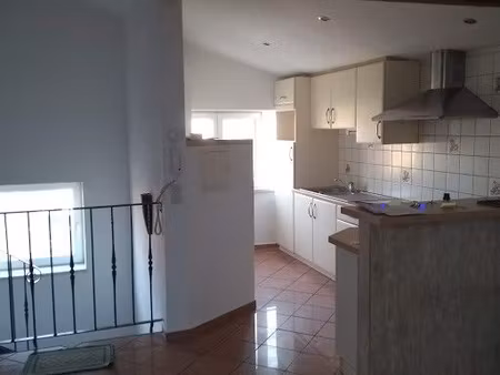 charmant f2 de 65 m2 centre ville
