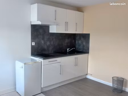 a louer appartement studio sable sur sarthe