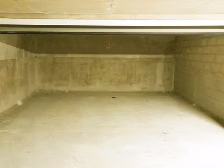garage en sous-sol proche hypercentre