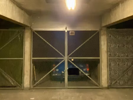 box de parking