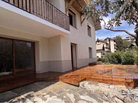 appartement t4 entièrement rénové avec jardin