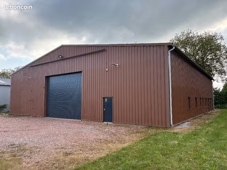 bureau 550 m²