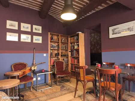 location-gérance coffee shop – bonnieux (luberon) – seul café du village  prêt à démarrer