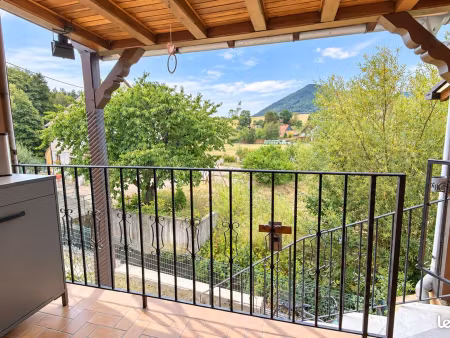 maison 6 pièces 107 m²