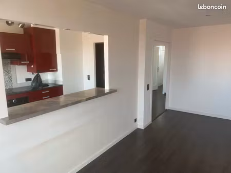 appartement t3 2 chambre 80m2   quartier la lunette  jardin + cave . dernier étage