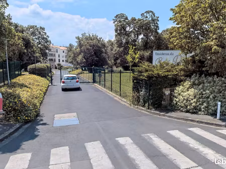 place de parking 11m2 sous terraine avenu carnot résidence sécurisée