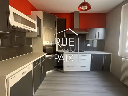 maison 6 pièces 122 m²