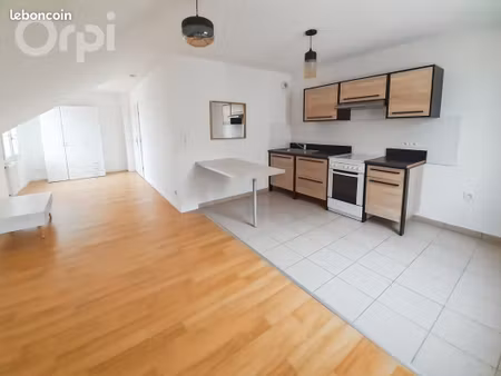studio 1 pièce 29 m²