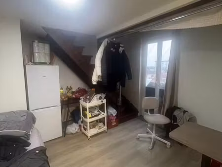 studio 2 pièces 15 m²
