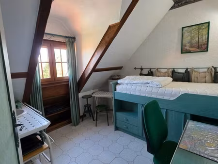 studette à brochon  proche dijon