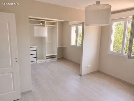 charmante maison t3 climatisée avec petit jardin