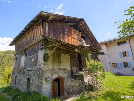 grange 2 pièces 300 m²