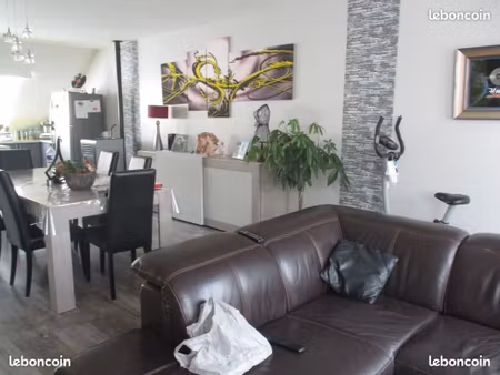 loue appartement 100m2 trés bien situé quartier calme