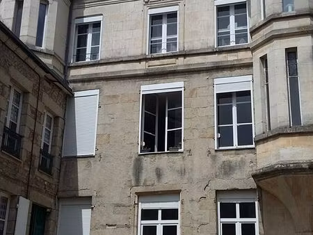 t2 de caractère coeur de ville