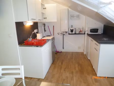 studio trés bon état