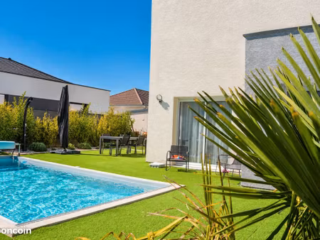 maison 5 pièces 130 m²