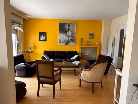vends appartement plein centre