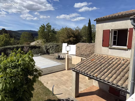 villa 4 pièces 106 m²