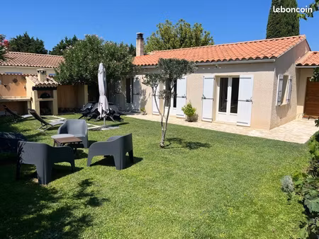 maison plain-pied. 126 m2. caumont sur durance