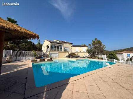 exceptionnel  villa  de prestige à cuers