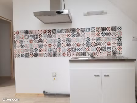 apparemment 60m2 3e etage hyper centre