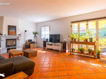 longère 7 pièces 302 m²
