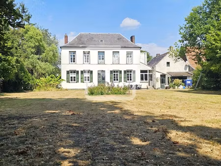 maison 9 pièces 270 m²