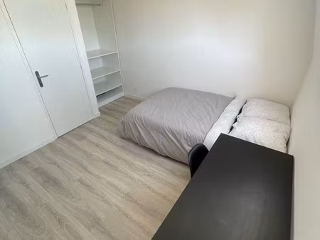 studette berlin 15 m2 sdb privé