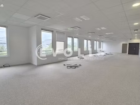 bureaux 171 m²