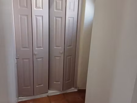 32 m carrés appartement à louer sermaises 45300