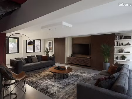 appartement 4 pièces 160 m²