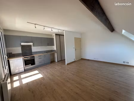 magnifique appartement 30m2 avec balcon