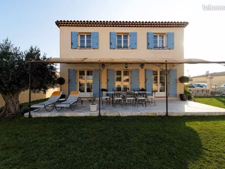 maison 4 pièces 115 m²