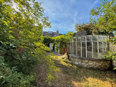 maison 5 pièces 130 m²