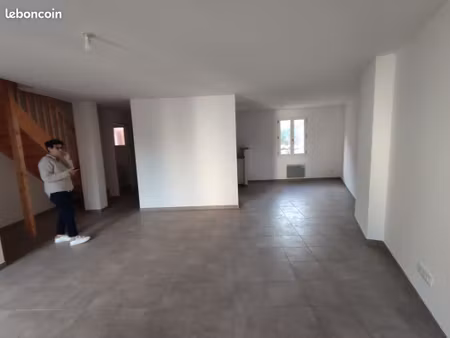 loue t3 88.4 m2 - 2 salle bains residense securisee 34300 agde -