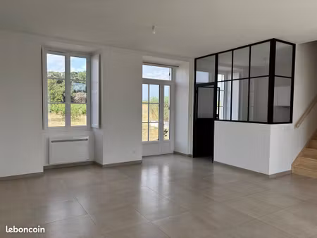 maison de caractère 111 m² - 4 chambres - vue vignes - le landreau