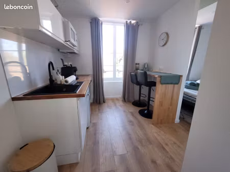 studio 2 pièces 16 m²