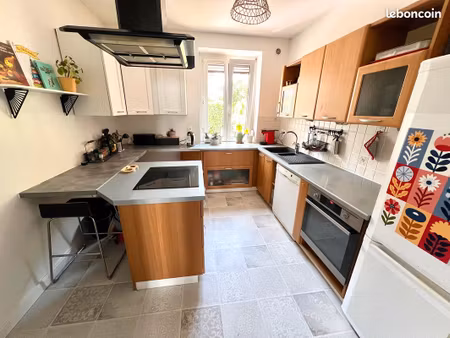 superbe 4p 89 m2 rez-de-chaussée avec cour commune arrière 100 m2 - vieux schiltigheim - c